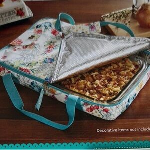 PIONEER WOMAN blooming bouquet insulated baker tote